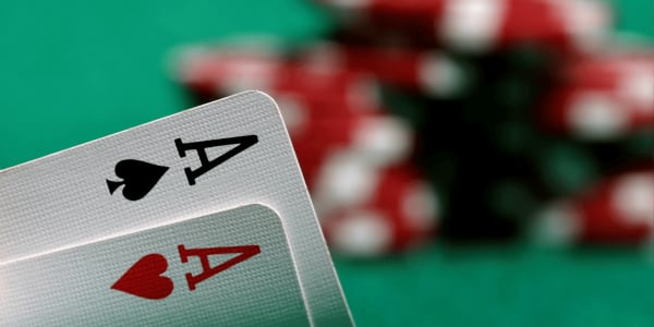 Kuidas mängida Ultimate Texas Hold 'em Online'i